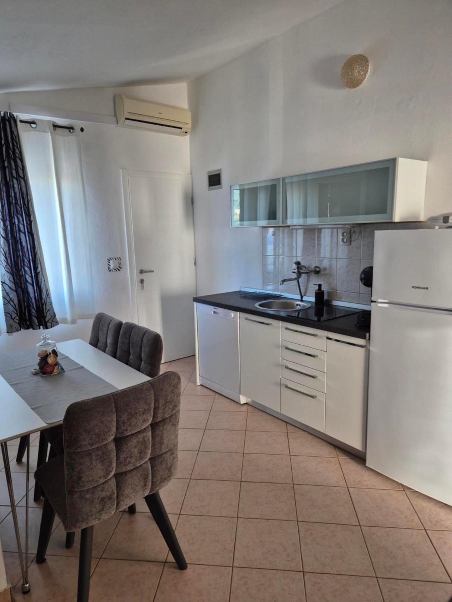 Apartments Neda Primošten Kültér fotó